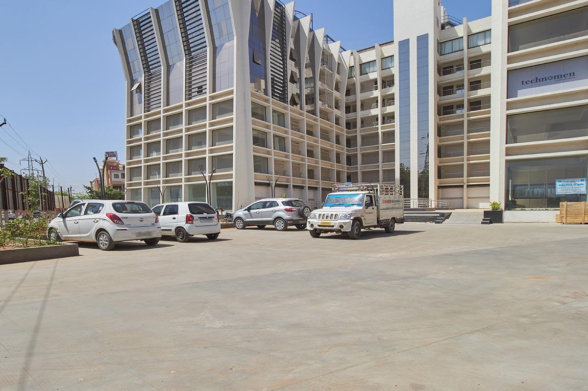 7 Wonders Hotel Gandhinagar Extérieur photo