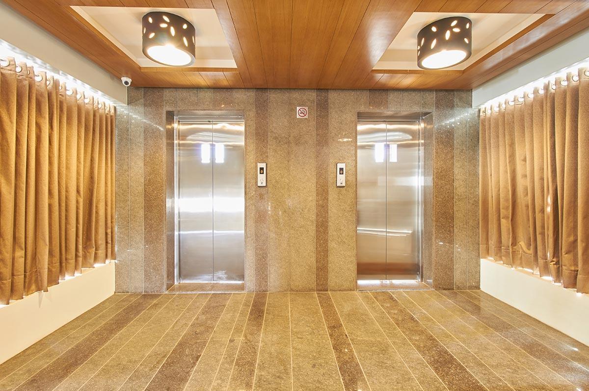 7 Wonders Hotel Gandhinagar Extérieur photo