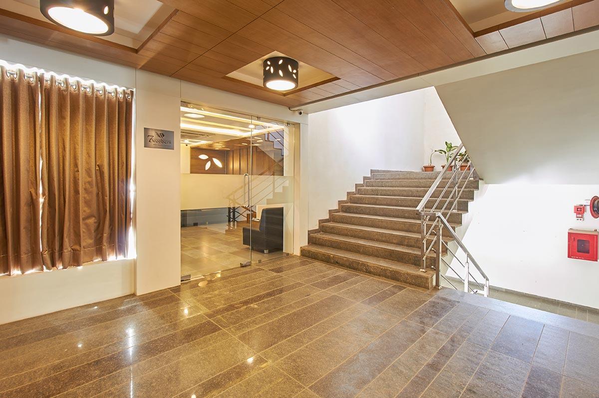 7 Wonders Hotel Gandhinagar Extérieur photo