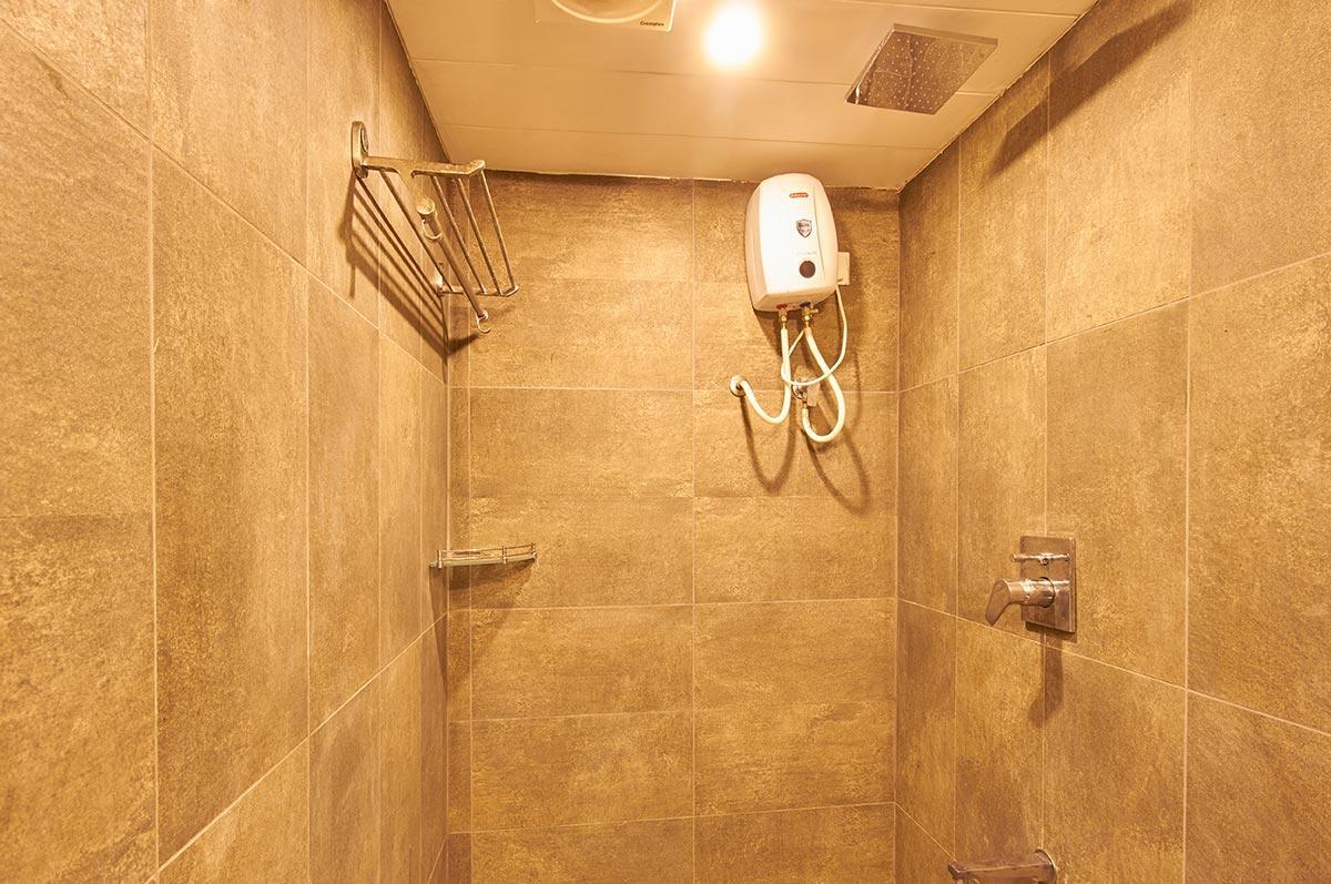 7 Wonders Hotel Gandhinagar Extérieur photo