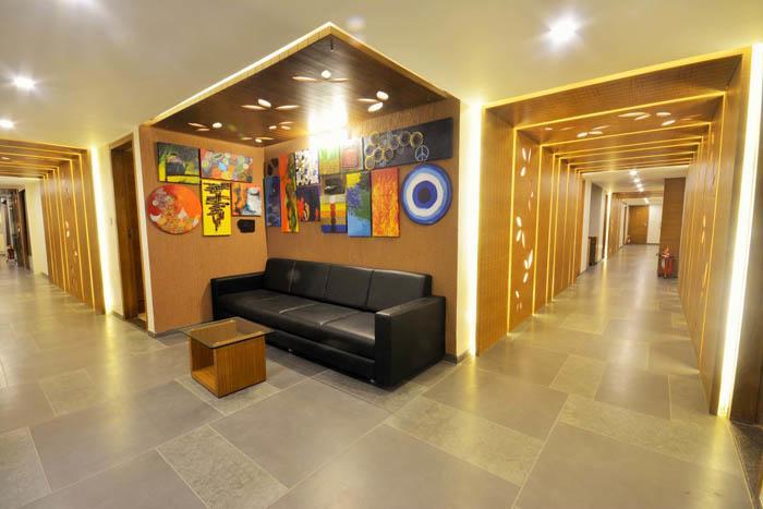 7 Wonders Hotel Gandhinagar Extérieur photo
