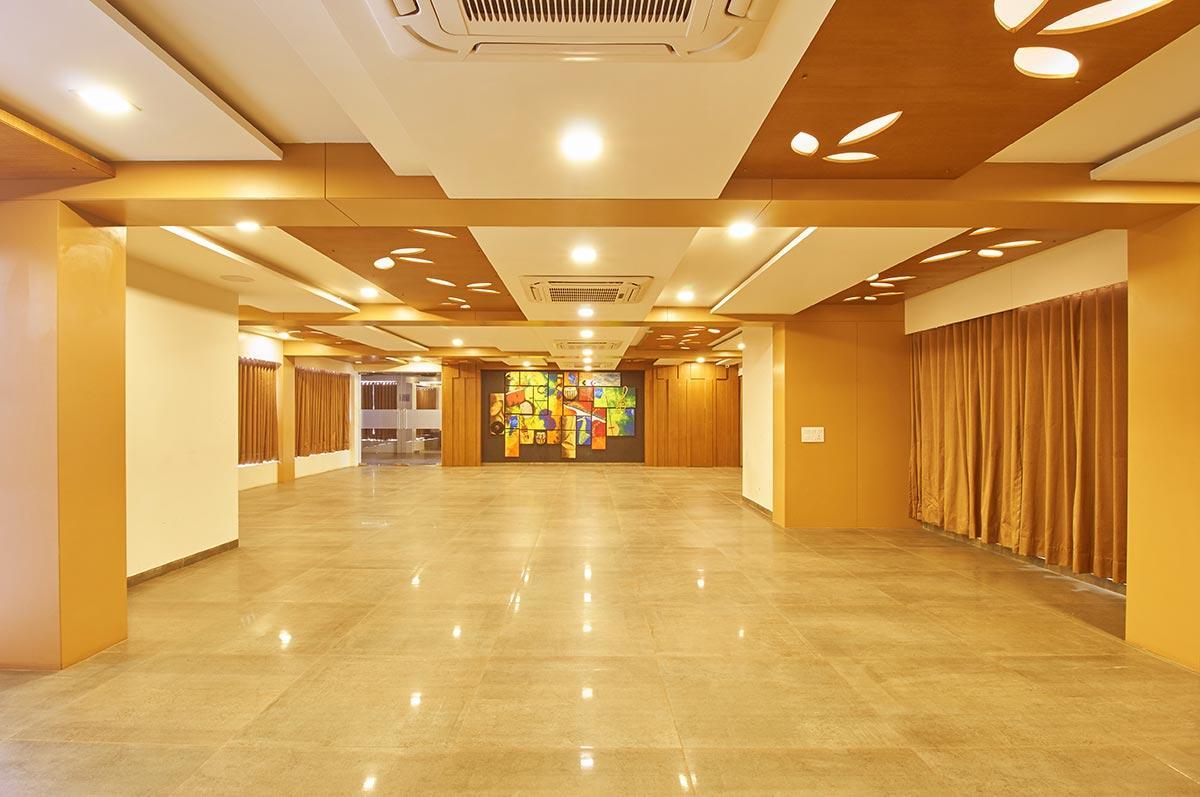 7 Wonders Hotel Gandhinagar Extérieur photo